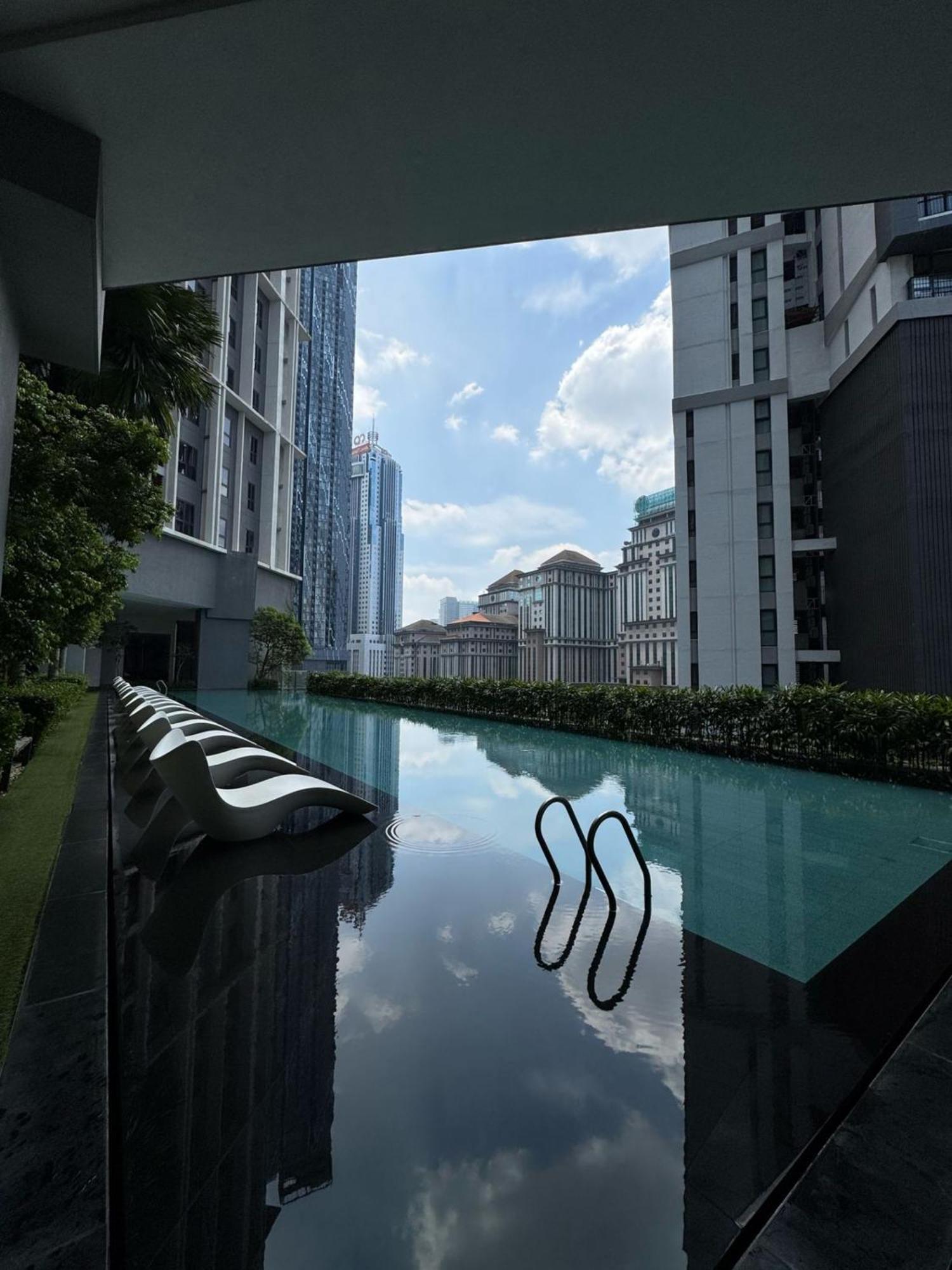 The Mews Glorious Klcc Apartment